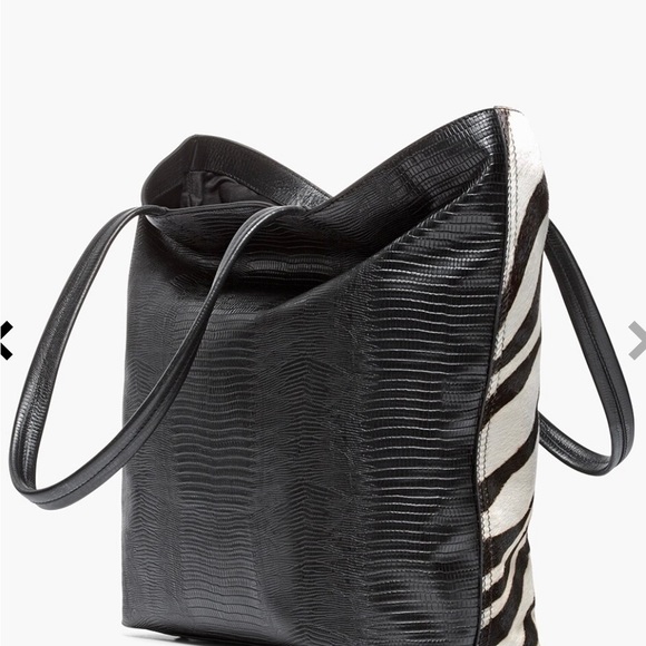 Chico’s Rue Zebra Tote - Picture 4 of 10